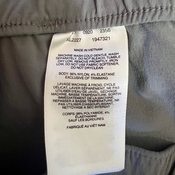 Columbia Convertible Zip-Off Hiking Pant + Short - Size Medium (30") - Picture 14 of 14